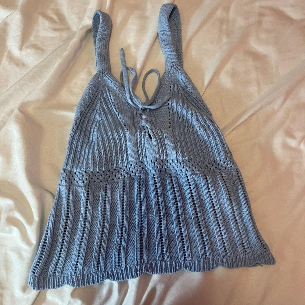 blue crop tank